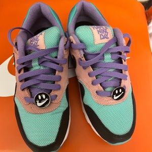 Airmax 1 Have a Nike Day